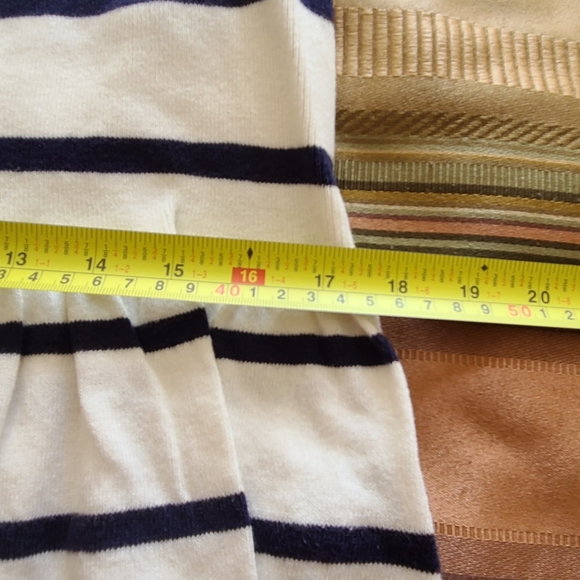 Peplum short sleeve sweater top - Picture 9 of 11